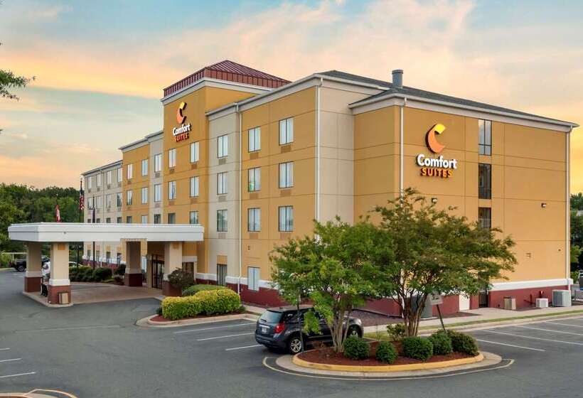 בית מלון כפרי Comfort Suites Fredericksburg North