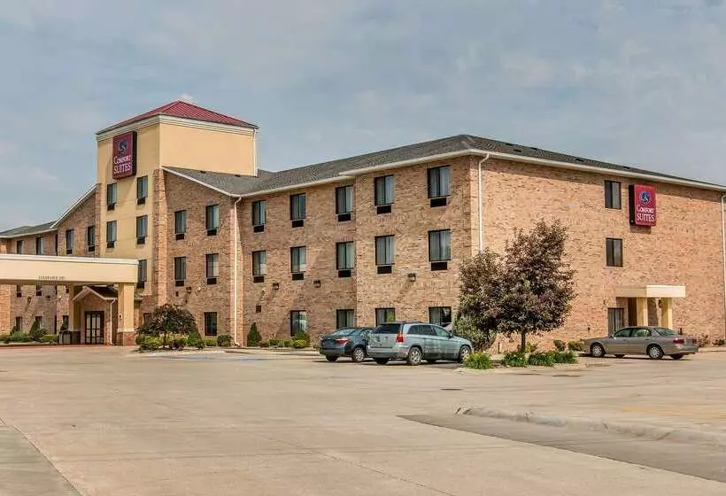 هتل Comfort Suites South Bend Near Casino