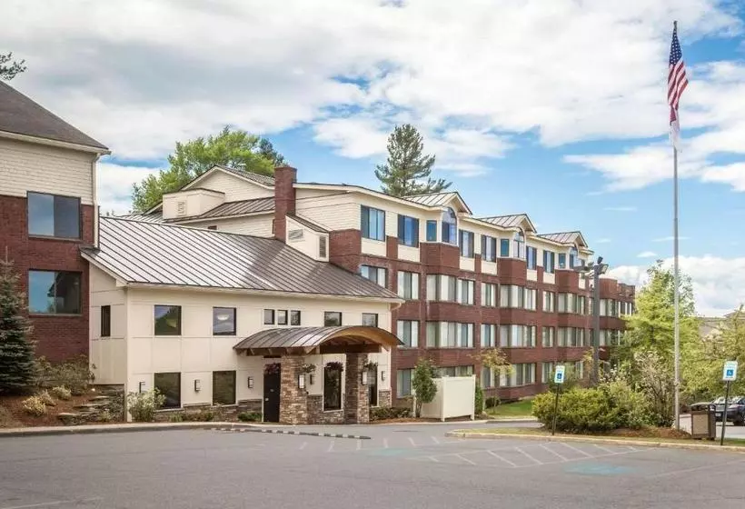 酒店 Comfort Suites South Burlington Near University