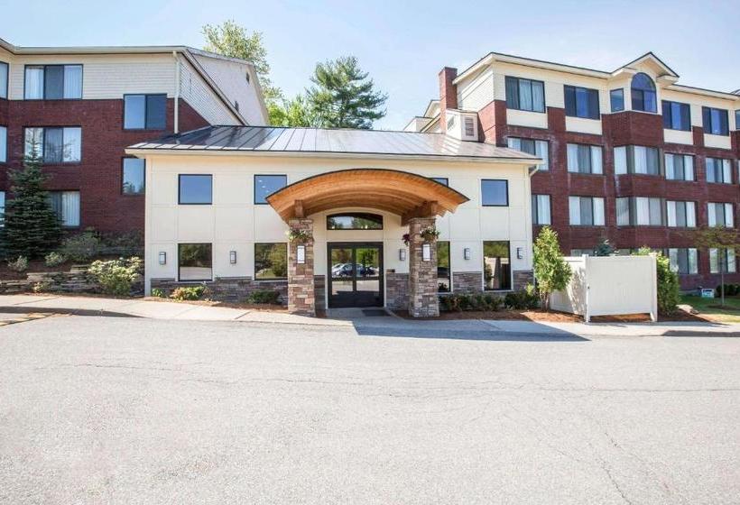 Отель Comfort Suites South Burlington Near University