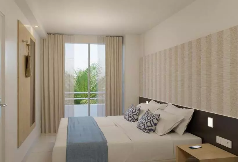 ホテル Fergus Club Mallorca Waterpark