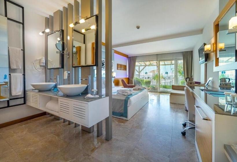 호텔 Flora Garden Beach Club   All Inclusive