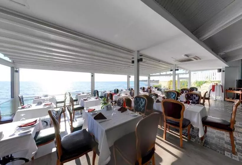 ホテル Flora Garden Beach Club All Inclusive