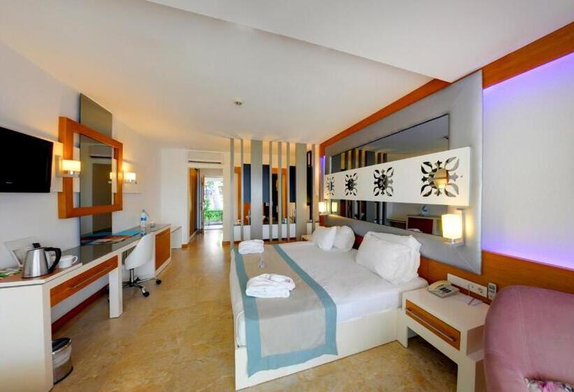 호텔 Flora Garden Beach Club   All Inclusive