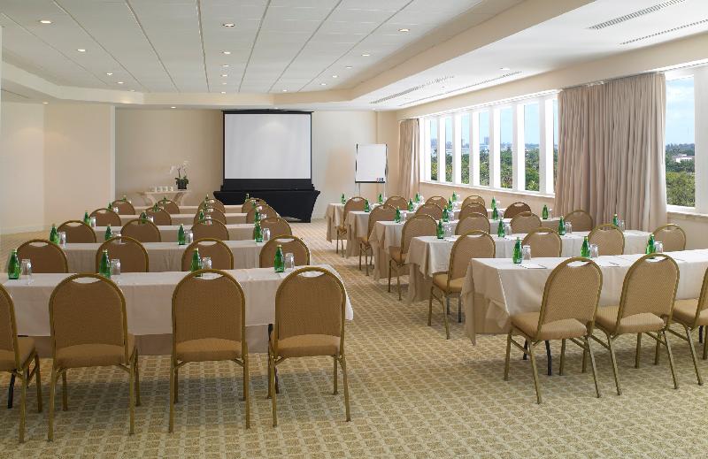 فندق Grand Beach