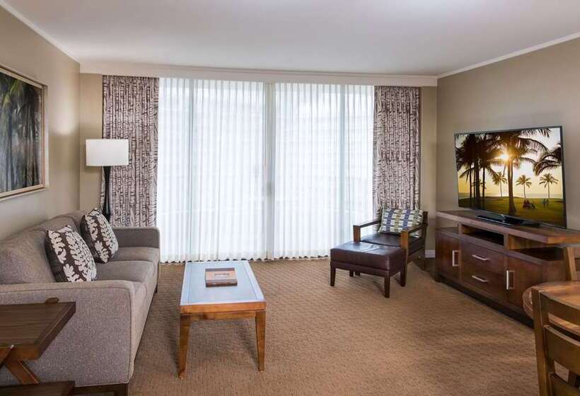 בית מלון כפרי Hilton Grand Vacations Club At Hilton Hawaiian Village