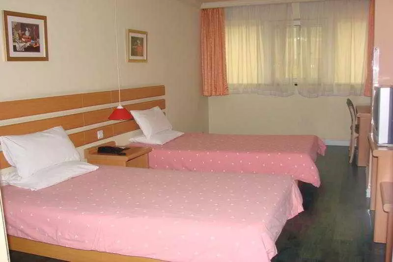 هتل Home Inn Chengzhong Road
