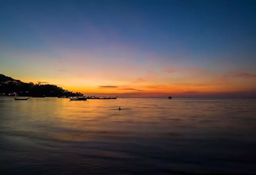 Princess Kamala Beachfront Hotel   Sha Extra Plus