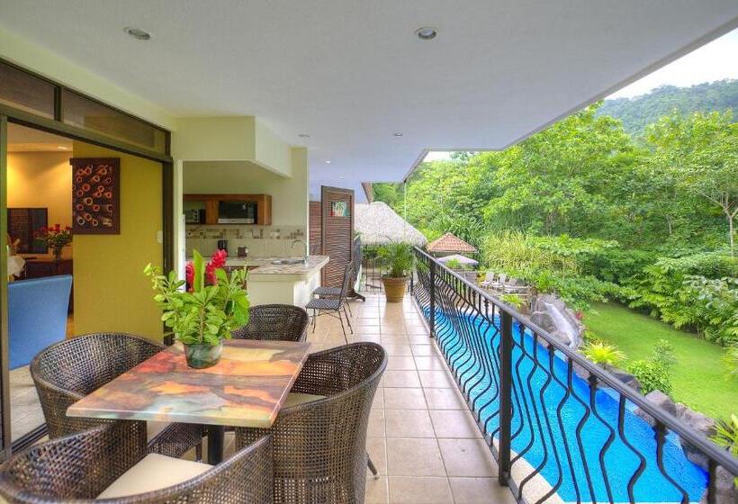 هتل Pumilio Mountain & Ocean