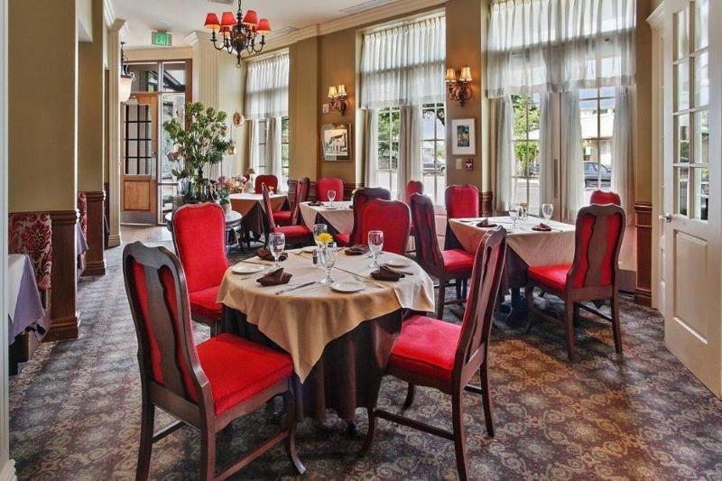 فندق River Inn Of Harbor Town