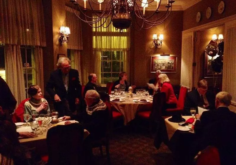 ホテル River Inn Of Harbor Town