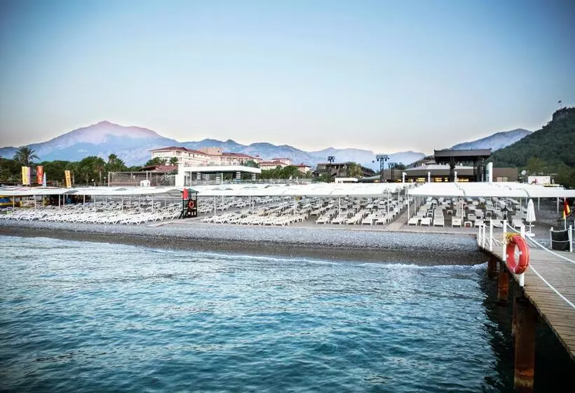 酒店 Sailor S Beach Club All Inclusive