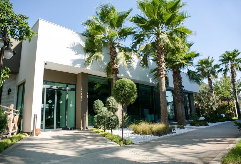 בית מלון כפרי Sailor S Beach Club   All Inclusive