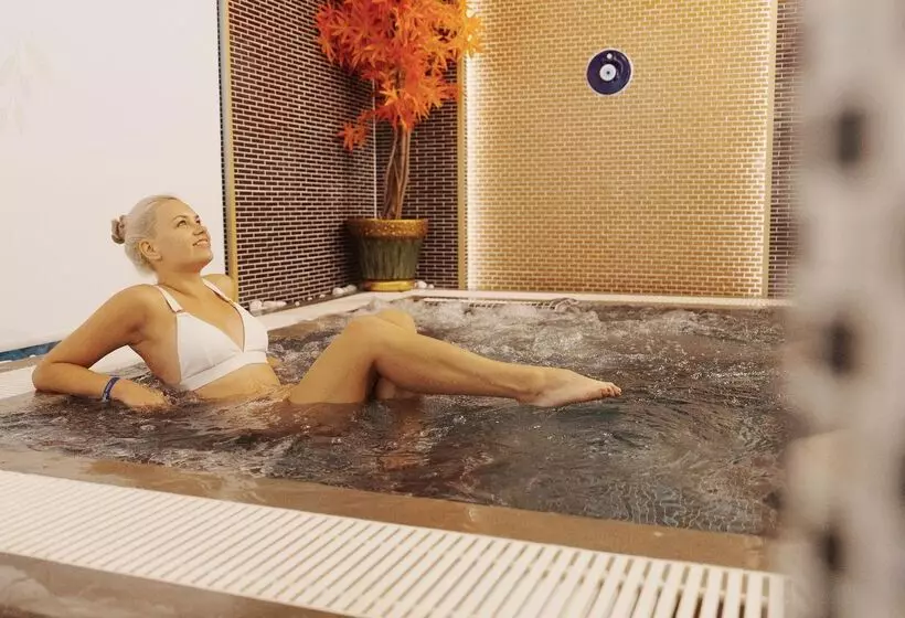 酒店 Sailor S Beach Club All Inclusive