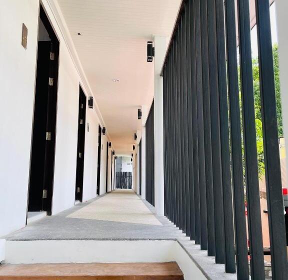 هتل Samui Beach Hostel