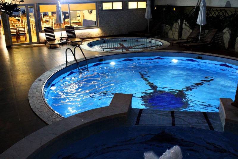 בית מלון כפרי Sun Beach