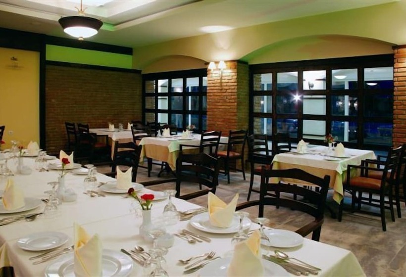 בית מלון כפרי Sural Resort   All Inclusive