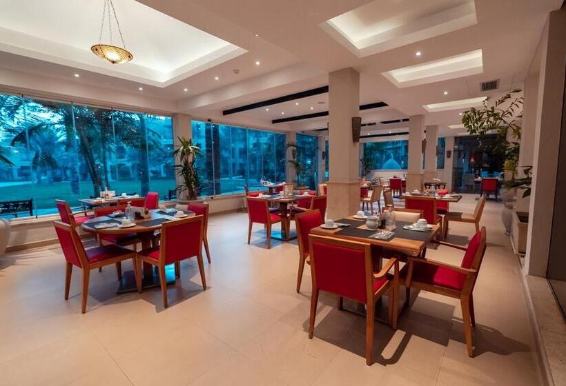 هتل Swiss Inn Pyramids Golf Resort