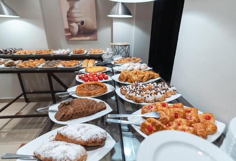 هتل Swiss Inn Pyramids Golf Resort