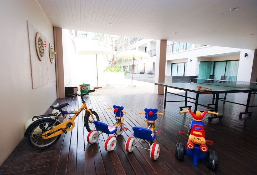 בית מלון כפרי Tara Mantra Chaam Resort