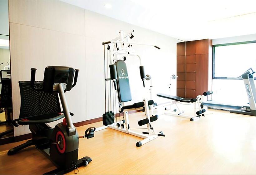 בית מלון כפרי Tara Mantra Chaam Resort