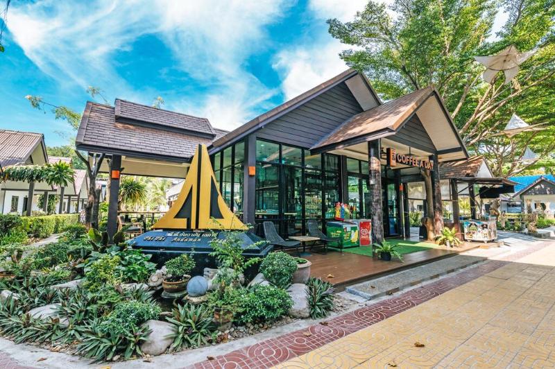 Phi Phi Andaman Legacy Resort