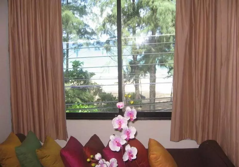 Phuket Naithon Resort