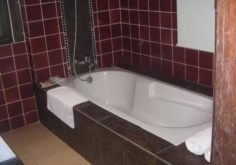 Phuket Naithon Resort