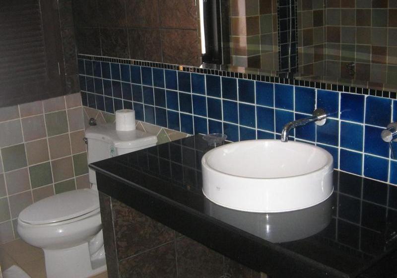 Phuket Naithon Resort