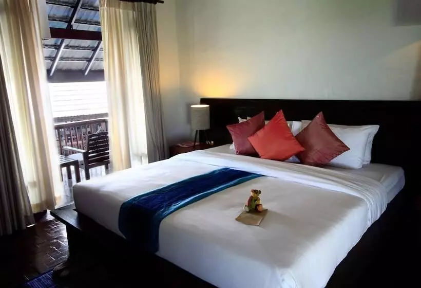 渡假胜地  Banthai Village