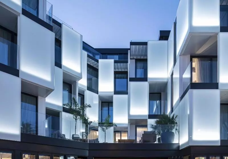 Sir Joan Hotel, Part Of Sircle Collection