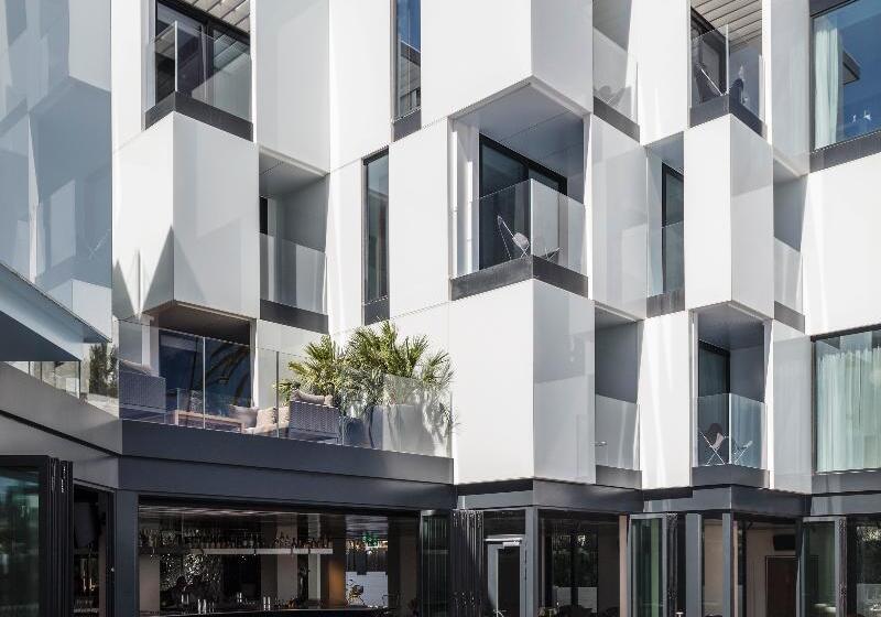 Sir Joan Hotel, Part Of Sircle Collection