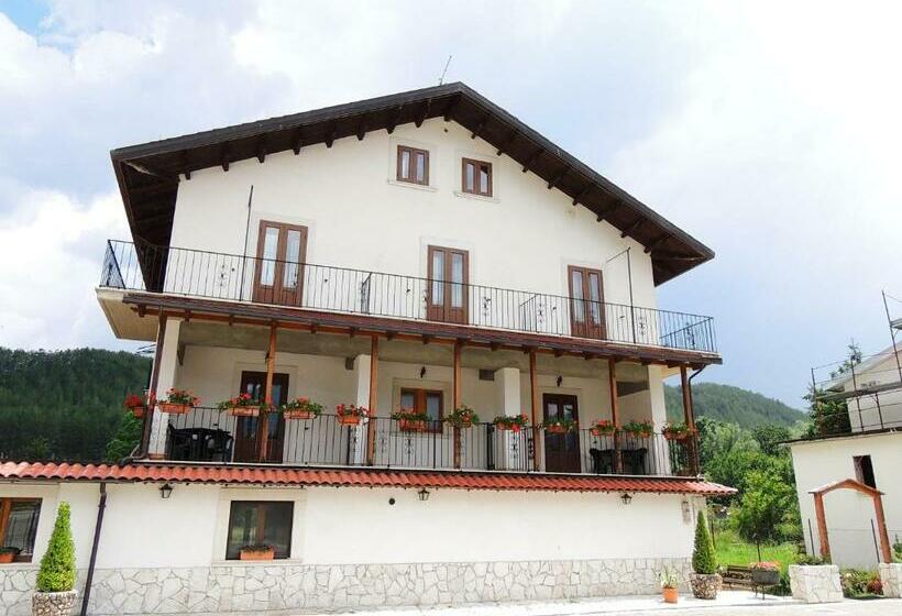 בית מלון כפרי Albergo Del Sangro