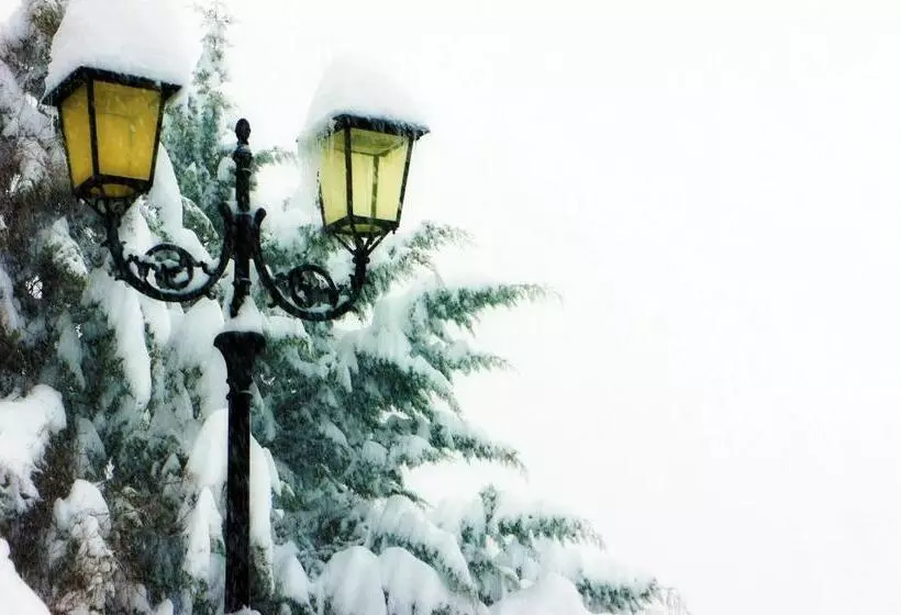 ホテル Albergo Del Sangro