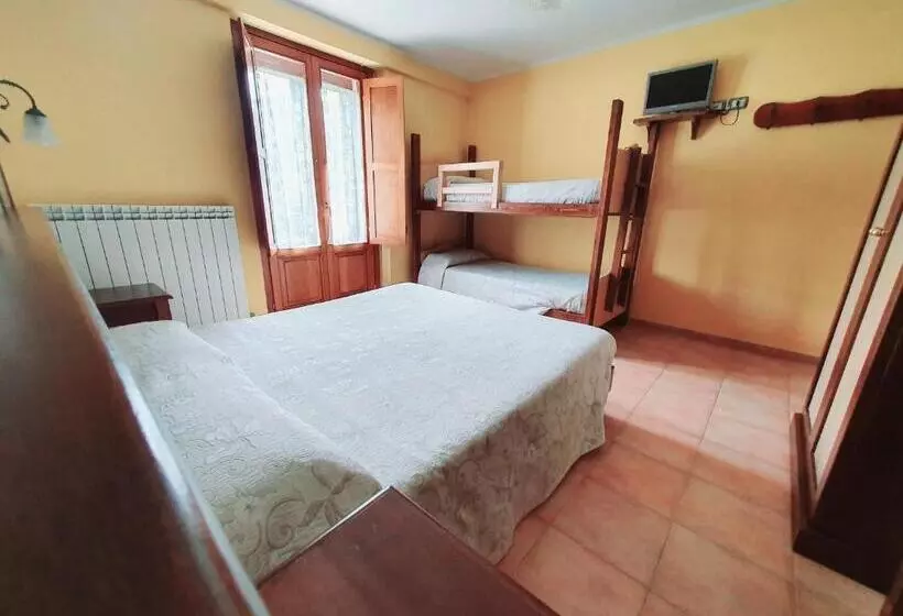 ホテル Albergo Del Sangro