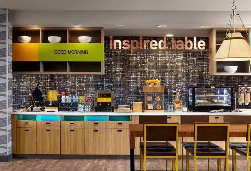 هتل Home2 Suites By Hilton Bend