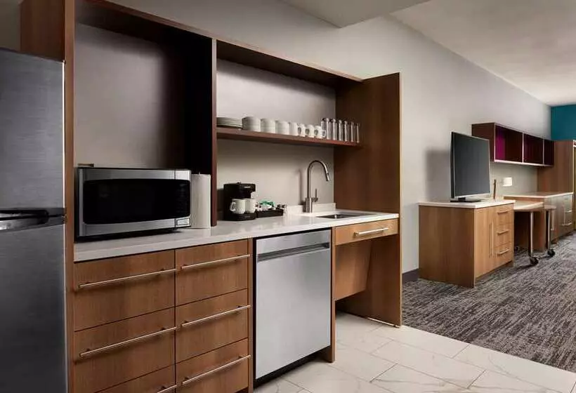 هتل Home2 Suites By Hilton Bend