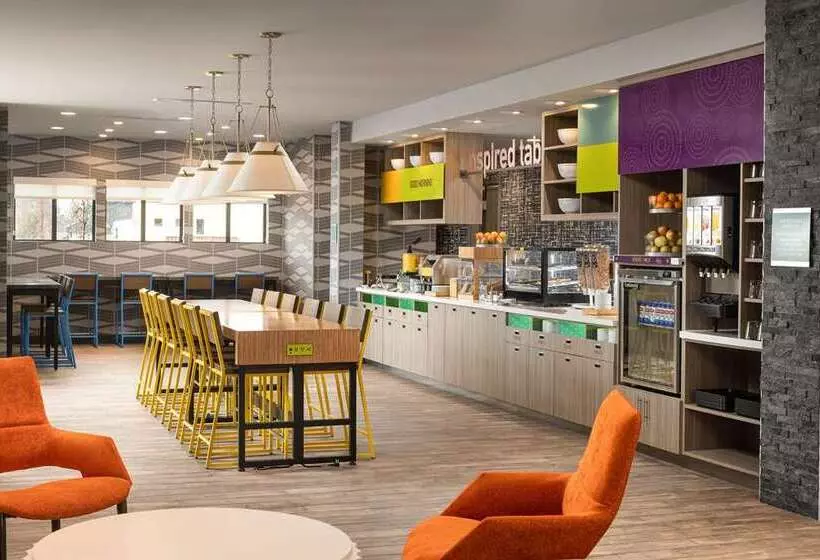 هتل Home2 Suites By Hilton Bend