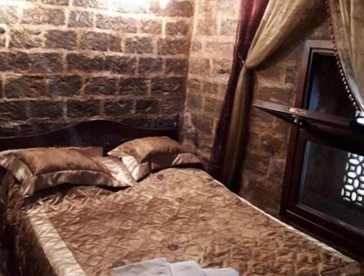 هتل Mugham Old City