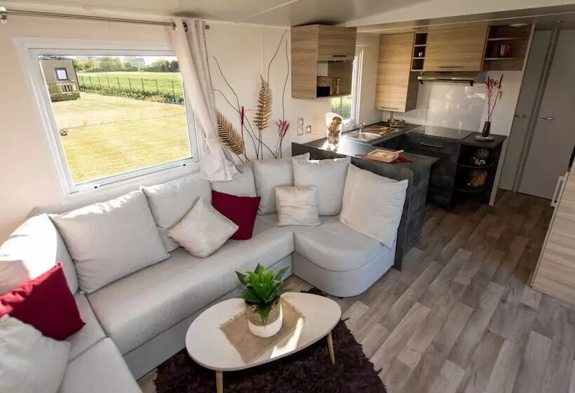 ホテル M&v Resort Camping