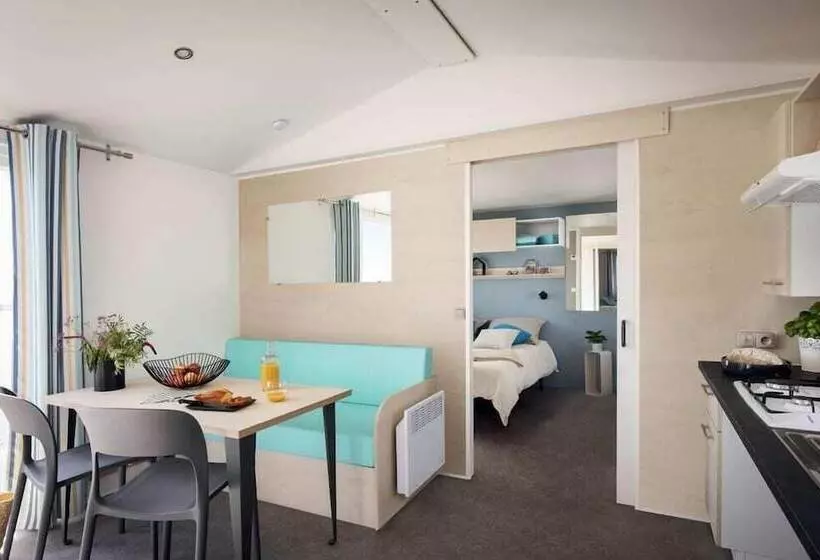 ホテル M&v Resort Camping