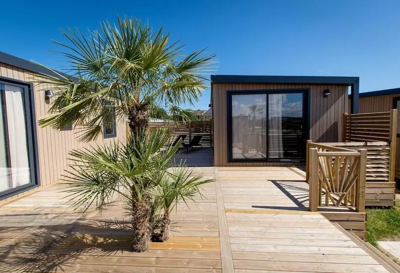 ホテル M&v Resort Camping