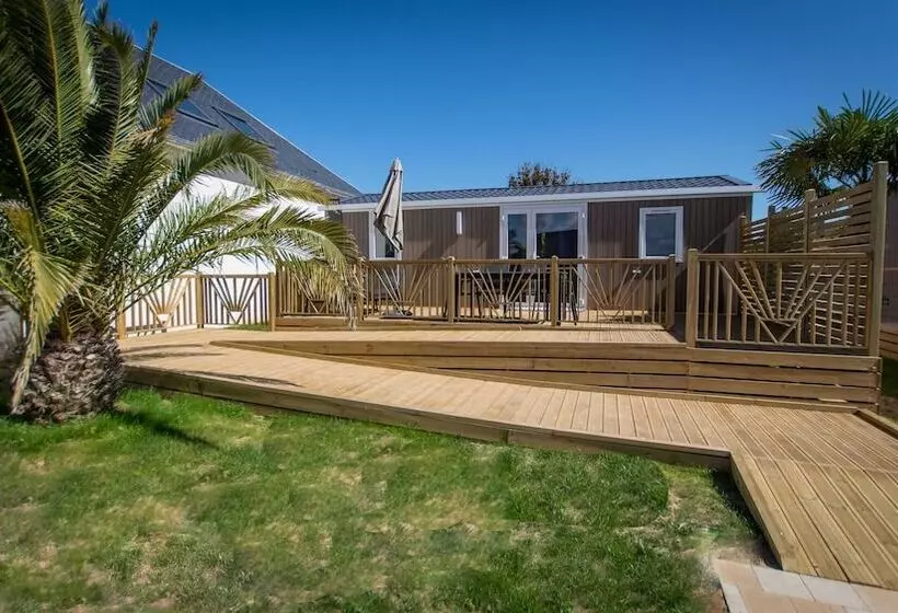 ホテル M&v Resort Camping