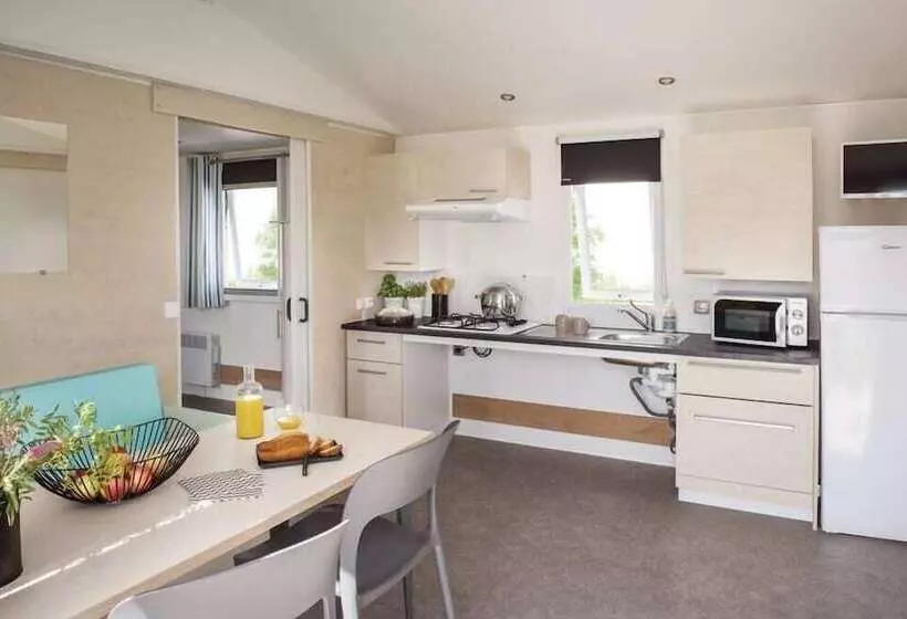 ホテル M&v Resort Camping