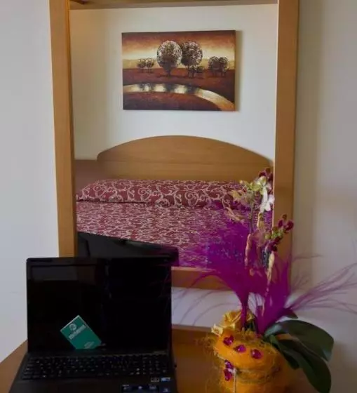 هتل Palm Beach B&b Sea View