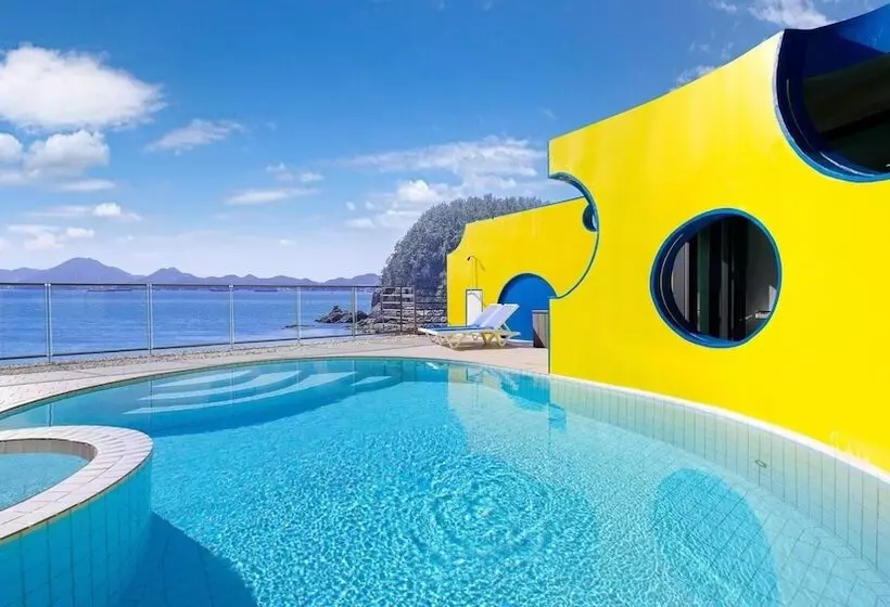 Namhae Pumda Pool Villa Pension