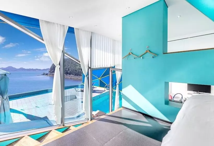 Namhae Pumda Pool Villa Pension