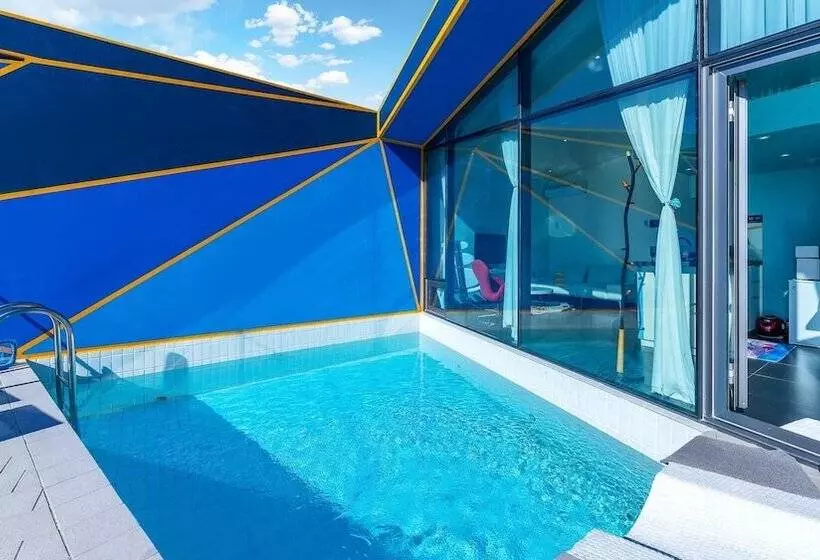 Namhae Pumda Pool Villa Pension