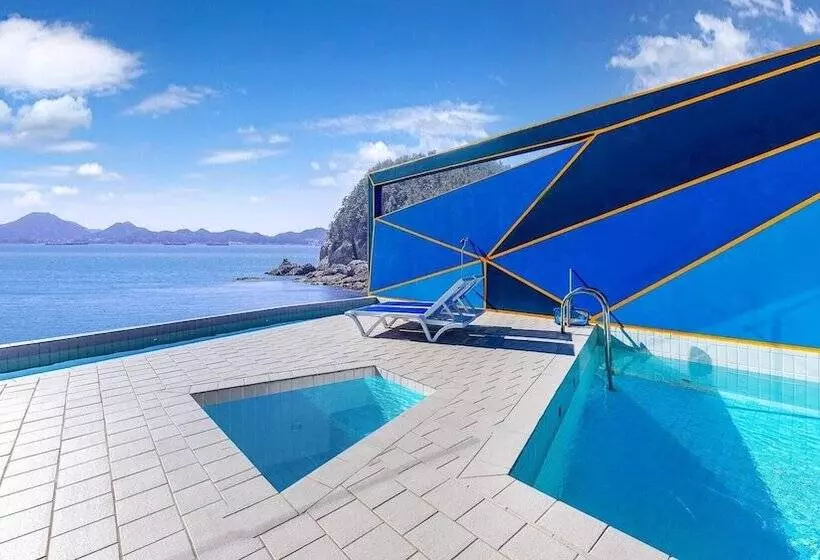 Namhae Pumda Pool Villa Pension