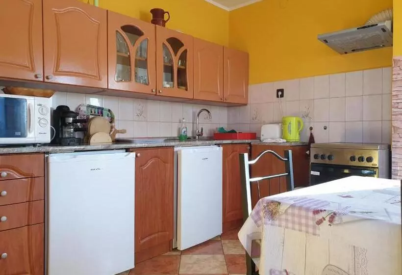 Majatalo Edit Vendégház